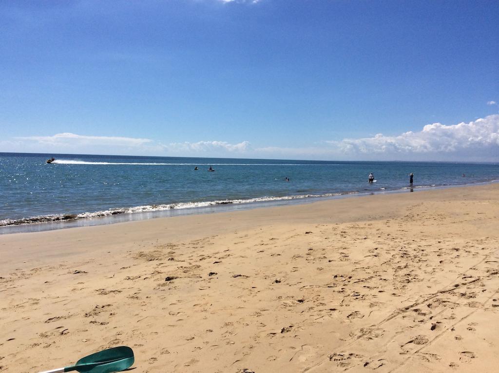 Alexander Beachfront Apartments Hervey Bay Eksteriør billede