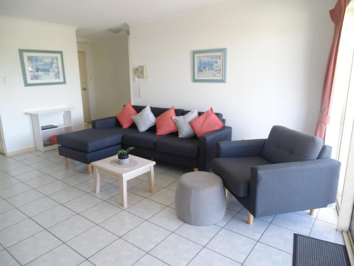 Alexander Beachfront Apartments Hervey Bay Eksteriør billede